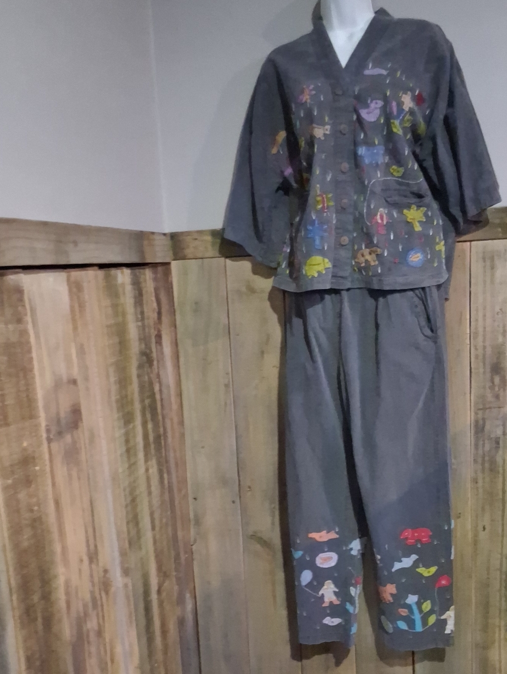 Sacred Threads Gray Painted Cotton Pantsuit with Multicolor Motifs
